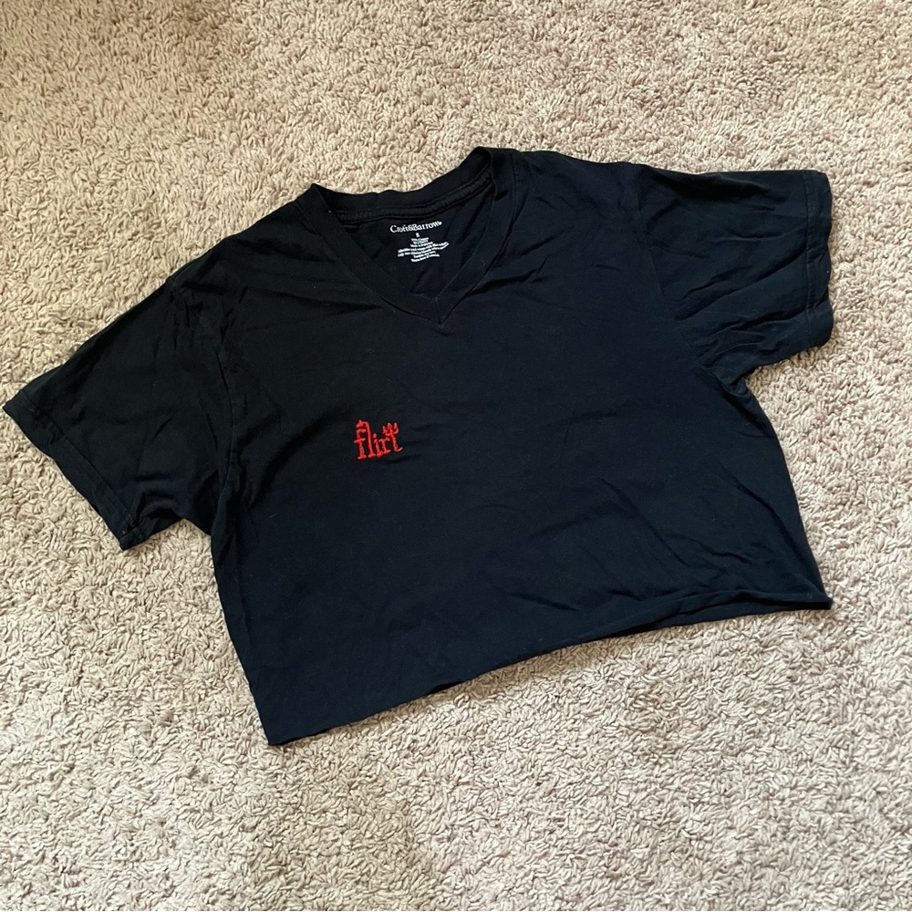 HANDMADE RED ‘FLIRT’ EMBROIDERED BLACK CROP TEE